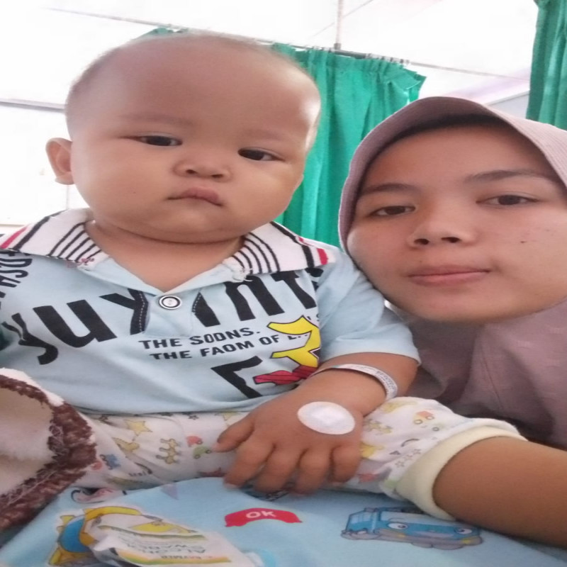 Mengidap Kanker Darah, Ayah Kehilangan Pekerjaan Untuk Biayai Pengobatan Aqil