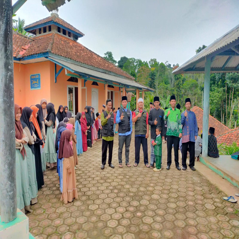 Ayo Bantu Panti Asuhan Dipedalaman