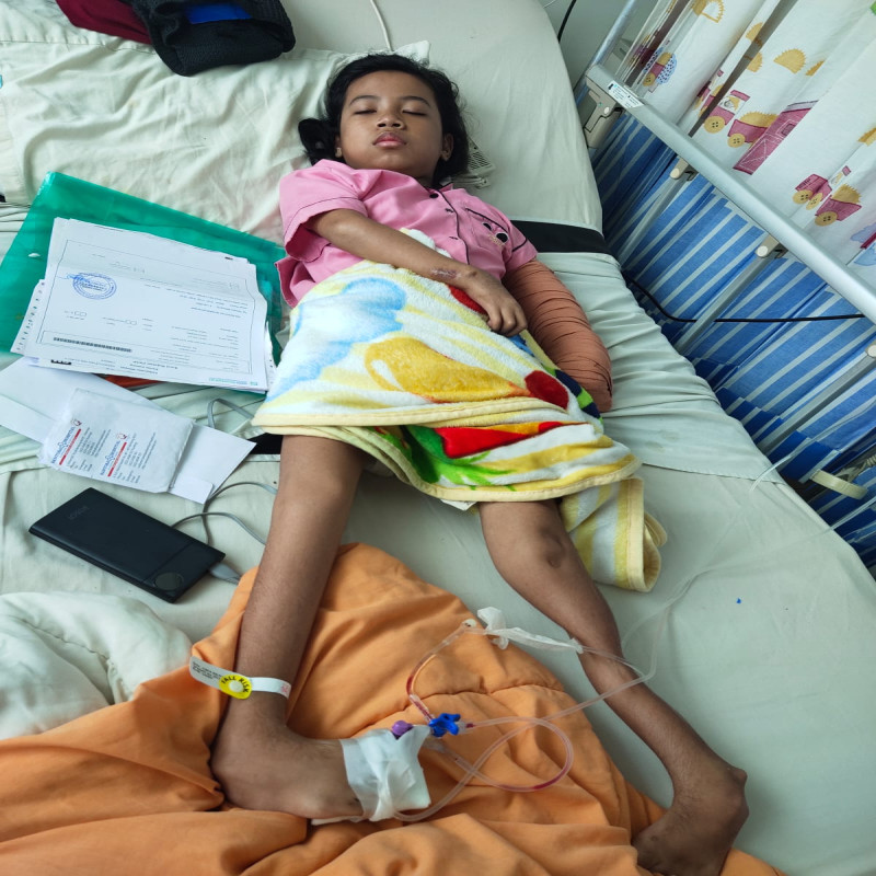CINTA INGIN SEMBUH DARI PENYAKITNYA