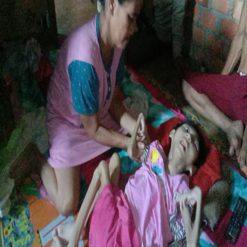 Tolong! 12 Tahun Tak Berobat, Tubuh Jeni Seperti Tinggal Tulang Dibalut Kulit