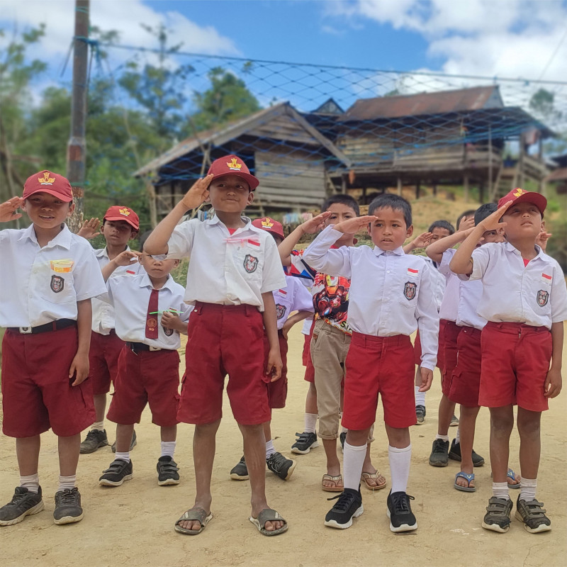 BANTU HADIRKAN PENDIDIKAN YANG ADIL DAN LAYAK UNTUK ANAK-ANAK PEDALAMAN KAMPUNG OPANG