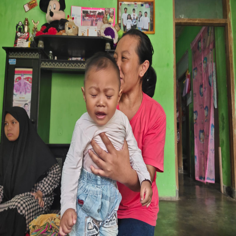 BERJUANG MELAWAN PENYAKIT NYA , BANTU HISYAM UNTUK SEMBUH