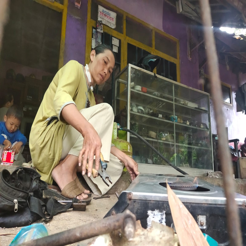 SEORANG JANDA IDAP PENYAKIT KANKER TENGGOROKAN