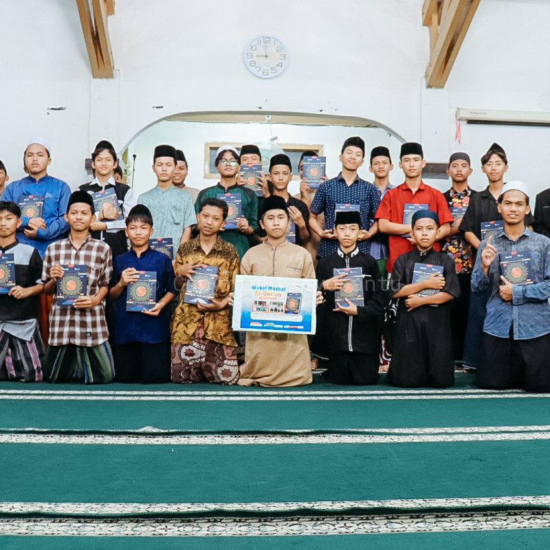 Wakaf Mushaf Al-Qur'an