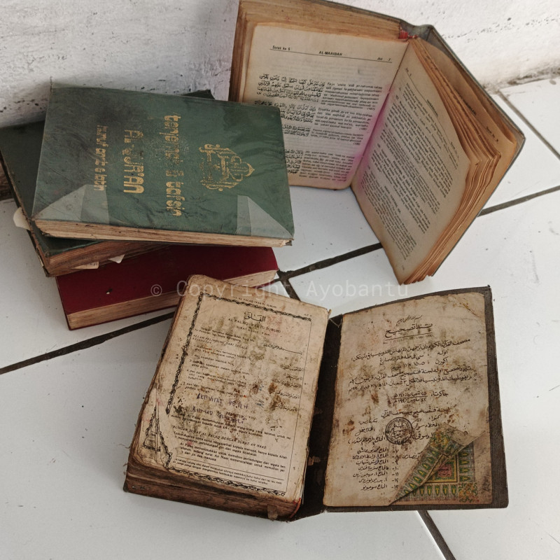 Gantikan Quran Yang Rusak Dengan Quran Yang Baru