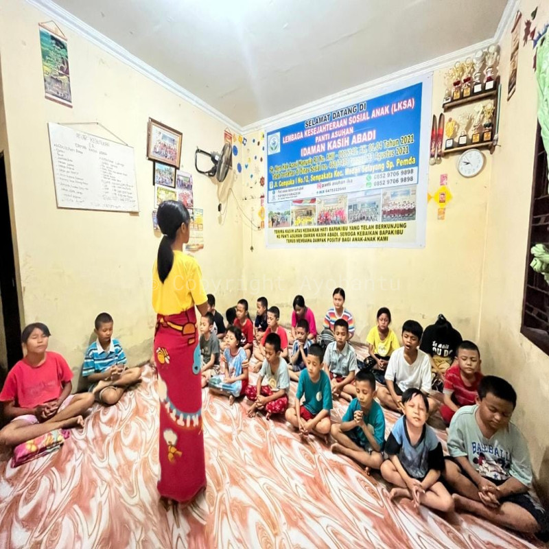 Bantuan kasih untuk 30 anak dipanti asuhan