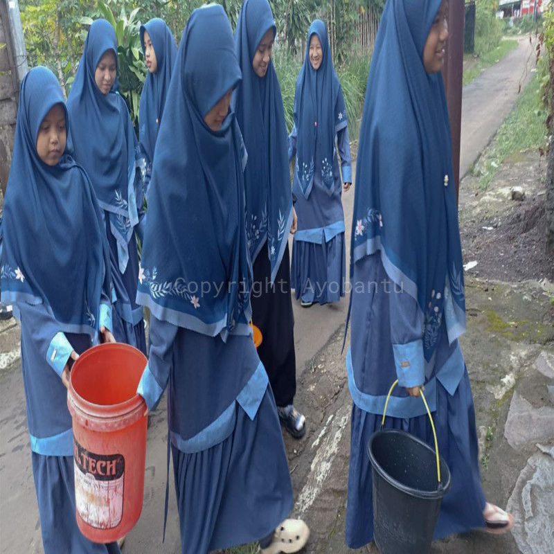 Air Bersih untuk Santri & Warga Pelosok Sukabumi