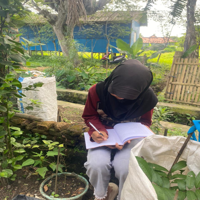 Bantu Yatim Piatu Pelosok Tak Putus Sekolah