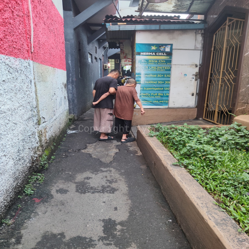 Bantu Pak Usep Penuhi Kebutuhan Sehari-hari