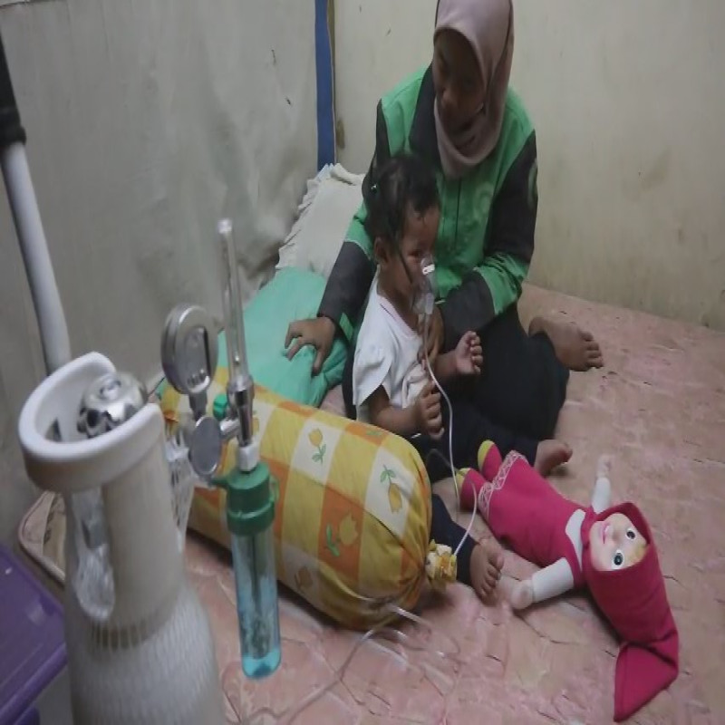 Kanker Mengancam Si Buah Hati, Ibu Ojol Terpaksa Menjual Motor