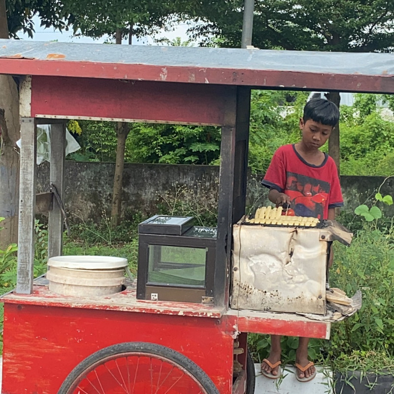 Bantu Pendidikan Yatim Dhuafa Bisa Terus Sekolah