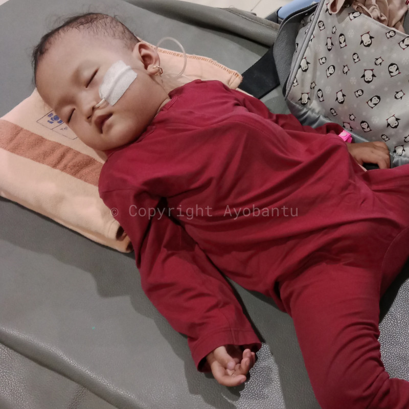 URGENT DAVIENA HARUS SEGERA OPERASI JANTUNG DAN PARU PARU