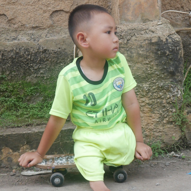 MIRIS! FAHMI BOCAH DISABILITAS, BERMAIN SKATEBOARD TANPA KAKI
