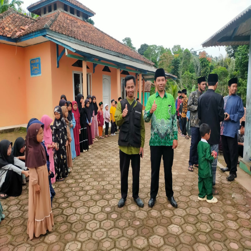 Ayo Bantu Panti Asuhan Dipedalaman