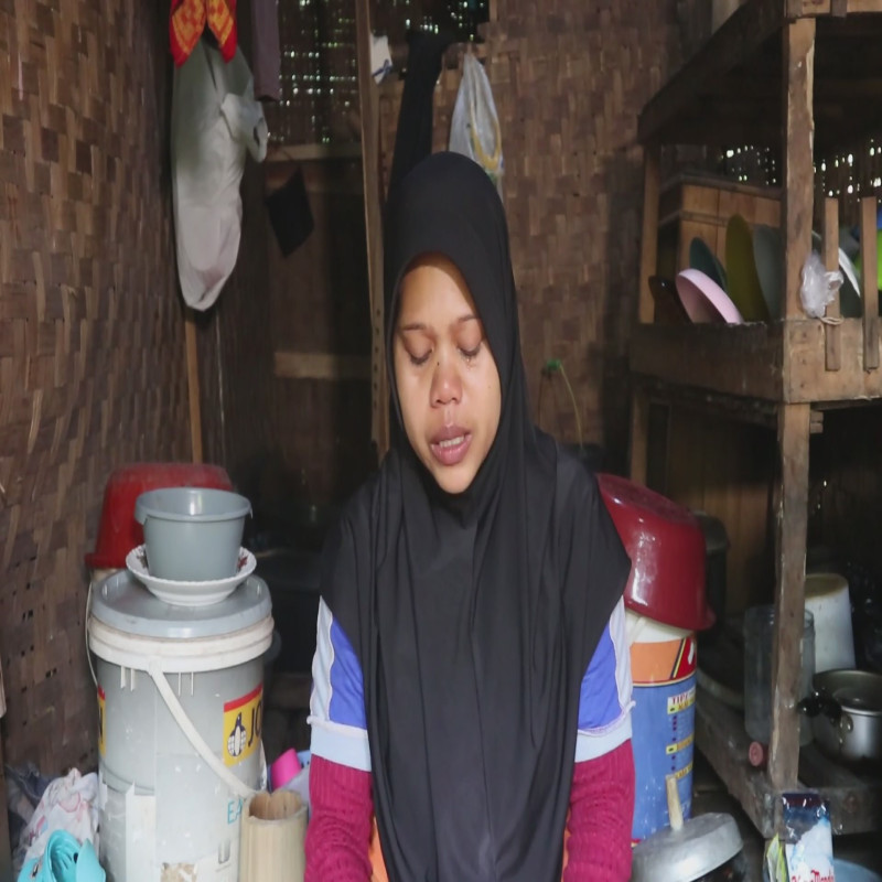 Renovasi Gubuk janda Penjual gorengan Keliling