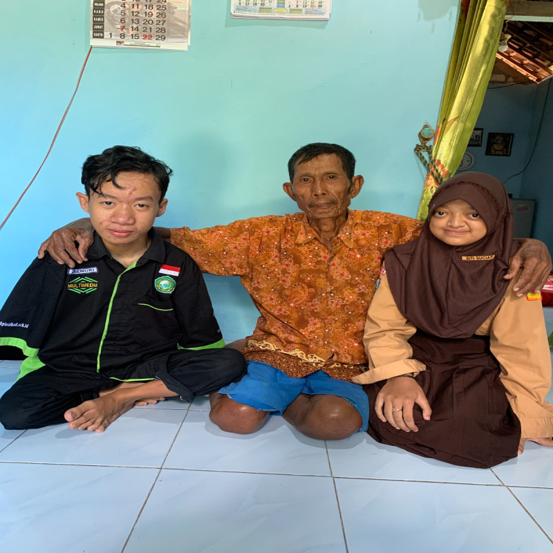 Walau Tanpa Kedua Tangan, Aku Ingin Lanjutkan Sekolah