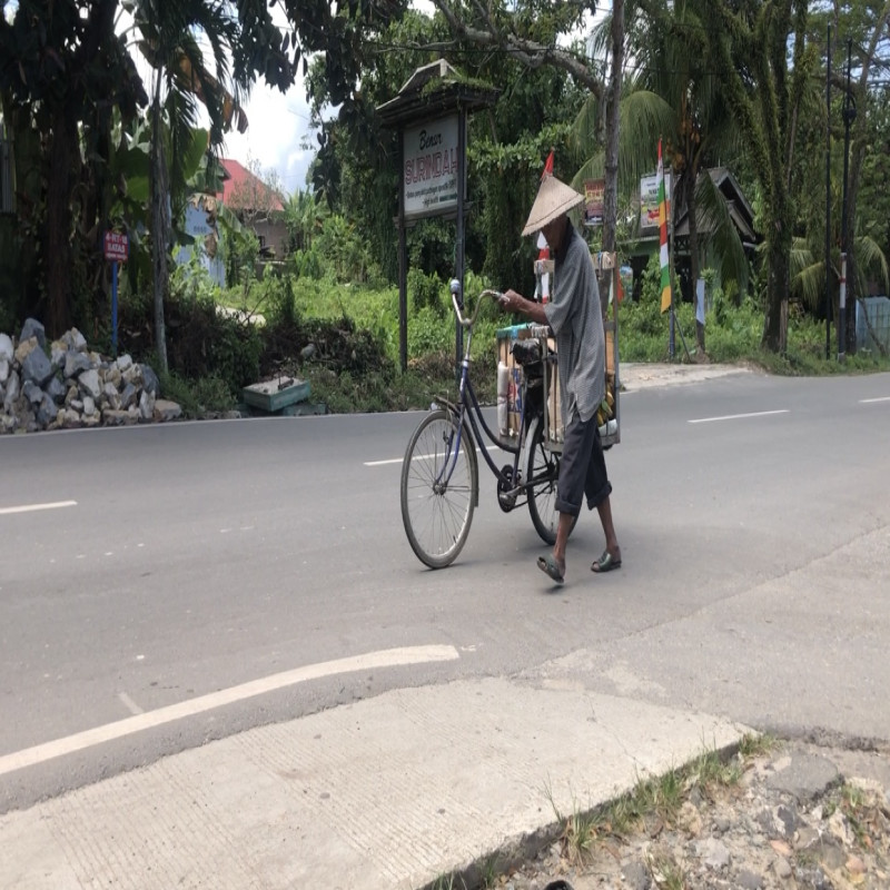 Borong Dagangan Mbah Djait