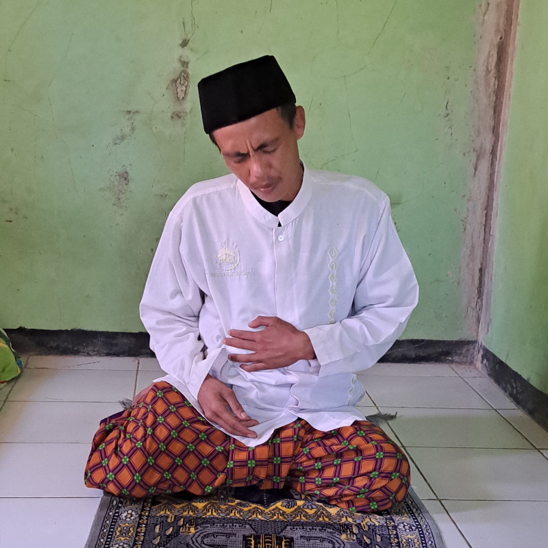 Perut Semakin Besar, Bantu Kang Risman Sembuh Dari Kanker