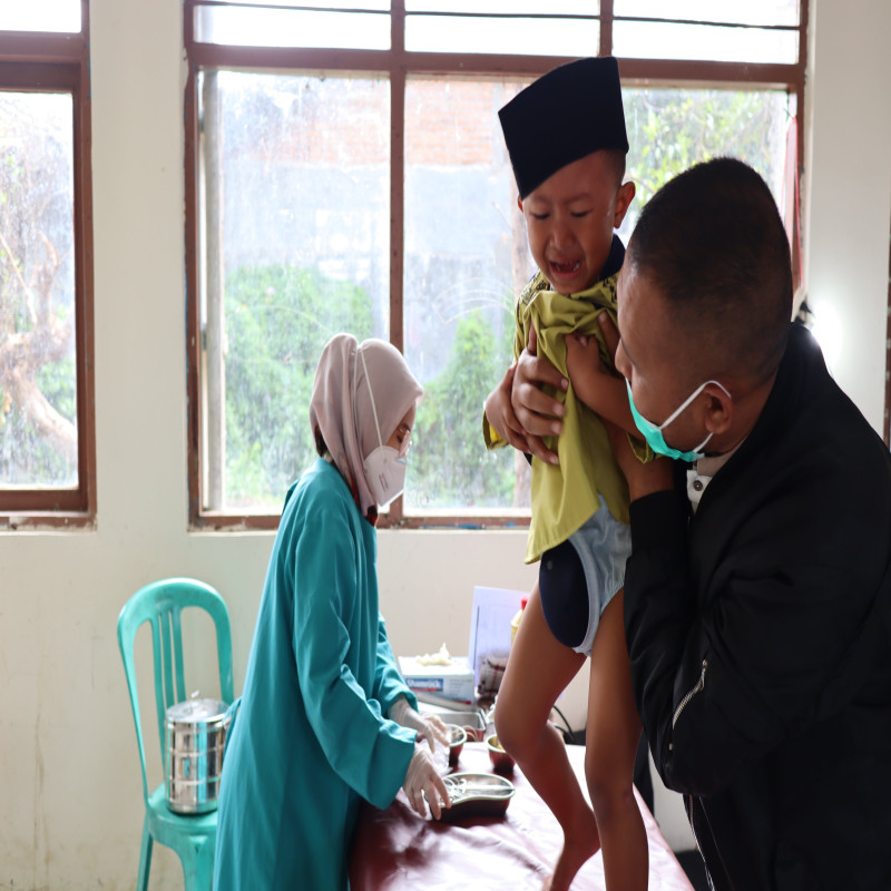 1000 Anak Yatim Bisa Berkhitan