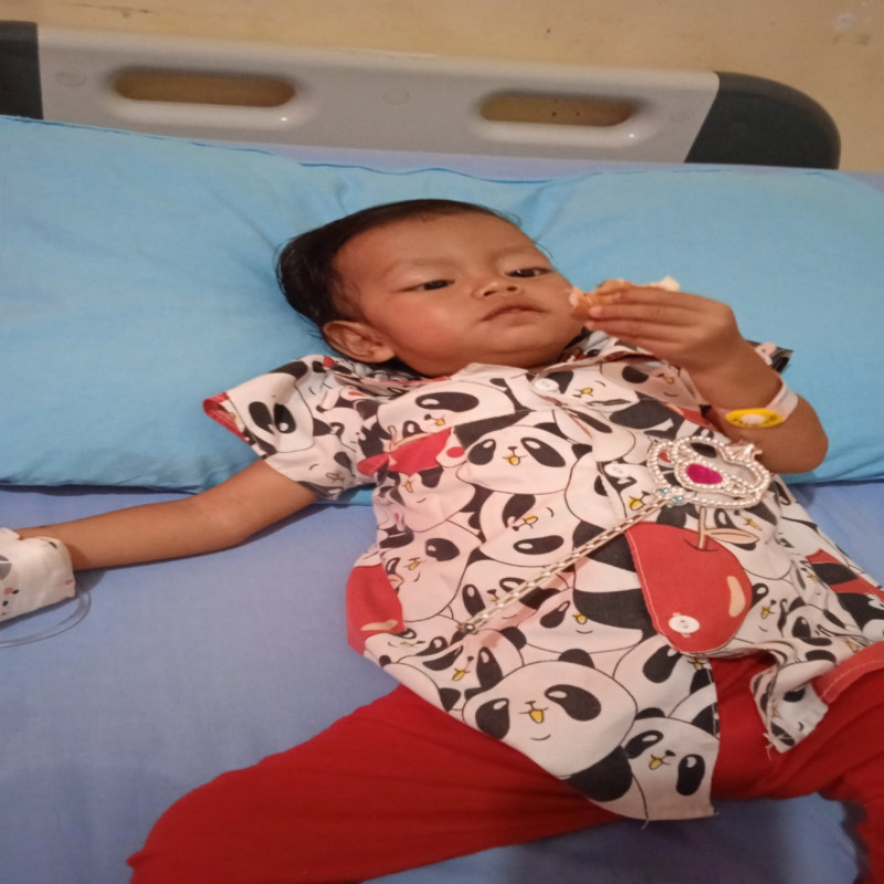 Bantu Afifah Sembuh Dari Sakit Parubronchopneumonia